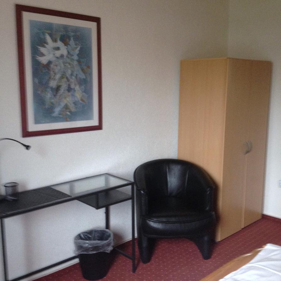 Hotel Saarland Lebach Exterior photo