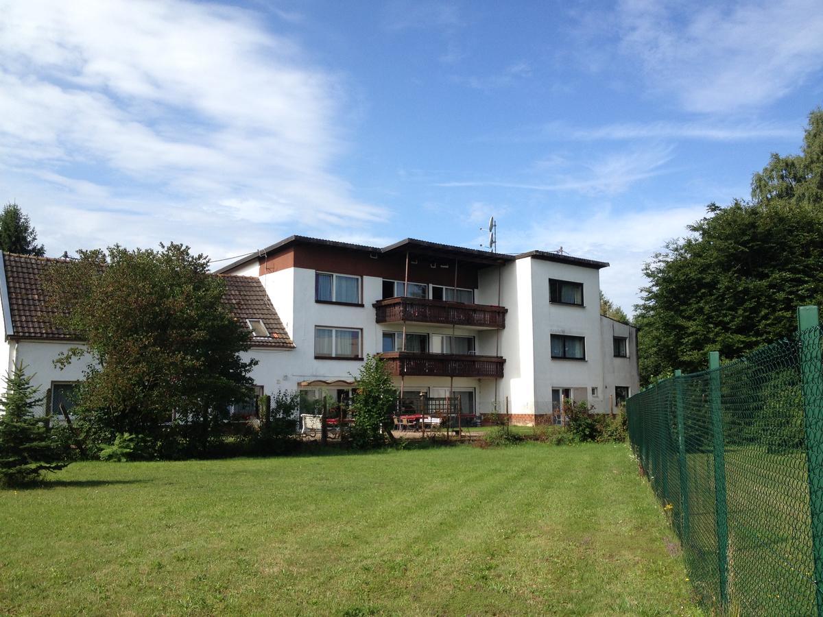 Hotel Saarland Lebach Exterior photo