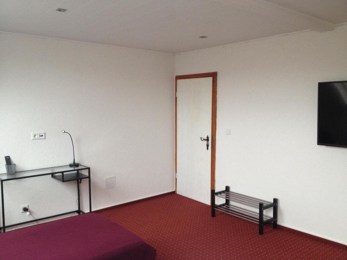 Hotel Saarland Lebach Exterior photo