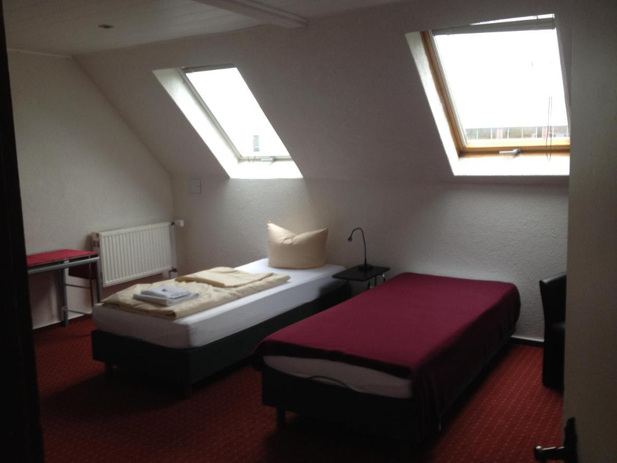 Hotel Saarland Lebach Exterior photo